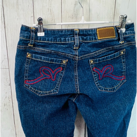Y2K Roca Wear Juniors Size 9 Colorful Embroidery Denim Blue Jean Capris - Picture 12 of 13